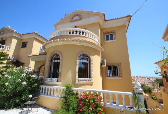 Villa - Resale - Orihuela Costa - RSE-21956