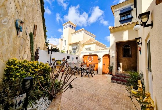 Villa - Resale - Orihuela Costa - Villamartín