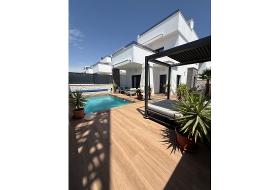 Villa - Resale - Orihuela Costa - Vistabella Golf