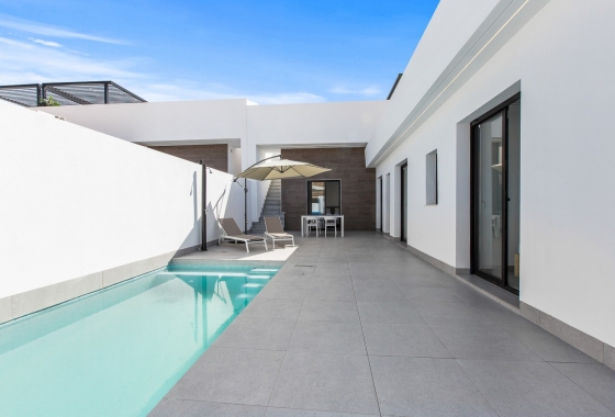 Villa - Resale - Roldan - Lo Ferro