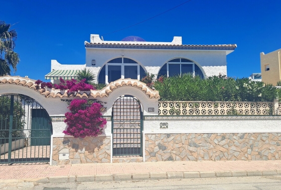 Villa - Resale - San Miguel de Salinas - Blue Lagoon
