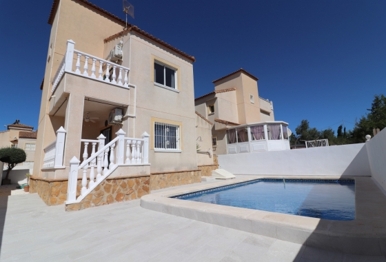 Villa - Resale - San Miguel de Salinas - Lake View Mansions