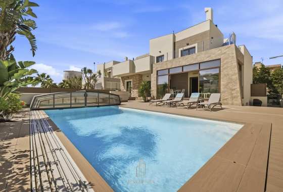 Villa - Resale - Torrevieja - Aguas Nuevas