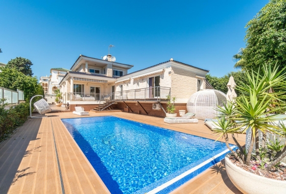 Villa - Resale - Torrevieja - La Mata
