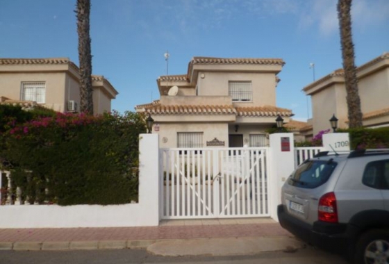 Villa - Reventa - Orihuela Costa - RSE-85582