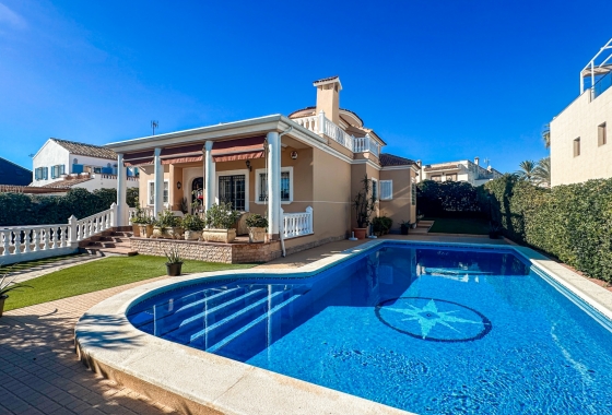 Villa - Reventa - Torrevieja - La Mata
