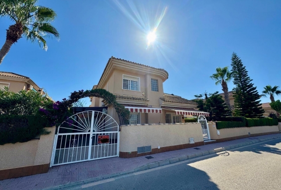 Villa - Reventa - Torrevieja - Los Altos