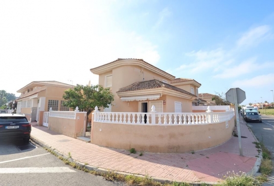 Villa - Reventa - Torrevieja - Los Balcones