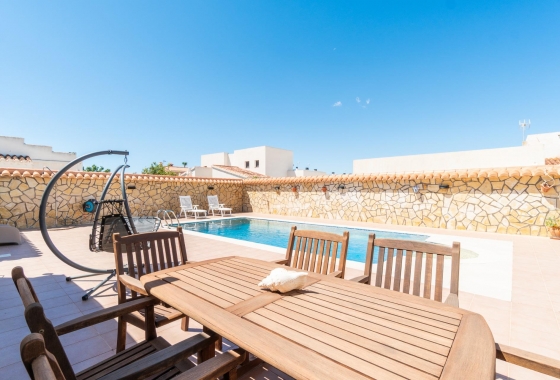 Villa - Rynek wtórny - Torrevieja - Torreta Florida