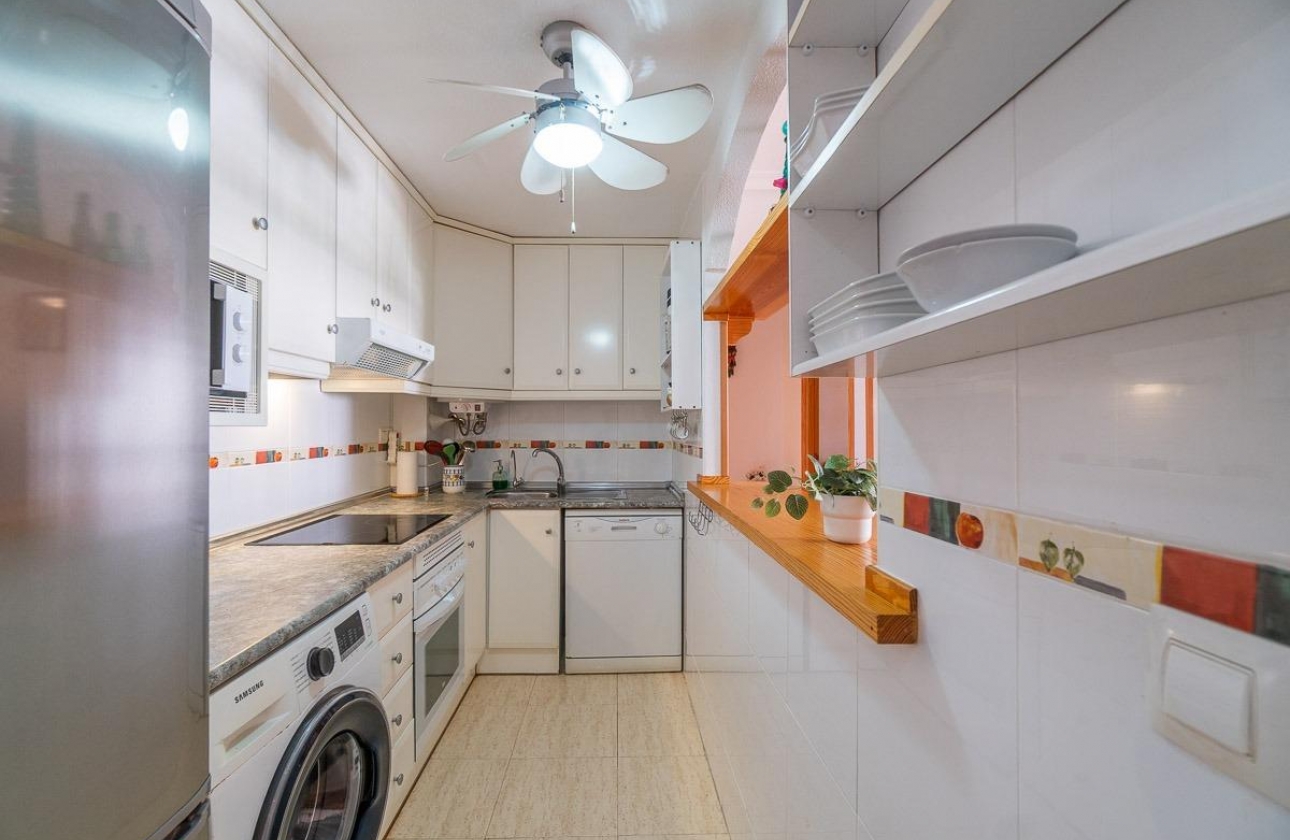 Wynajem długoterminowy - Apartament - Torrevieja - La Mata