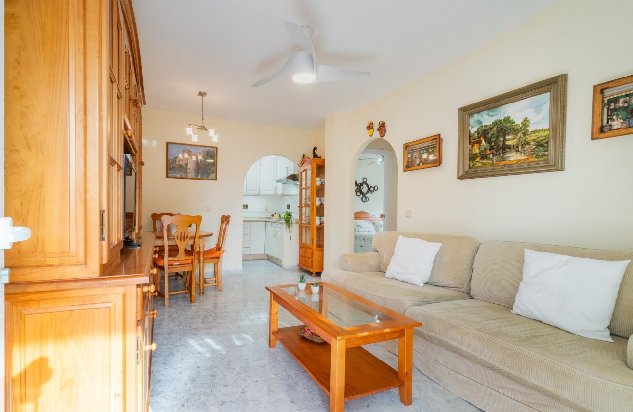 Wynajem długoterminowy - Bungalow - Orihuela Costa - Playa Flamenca