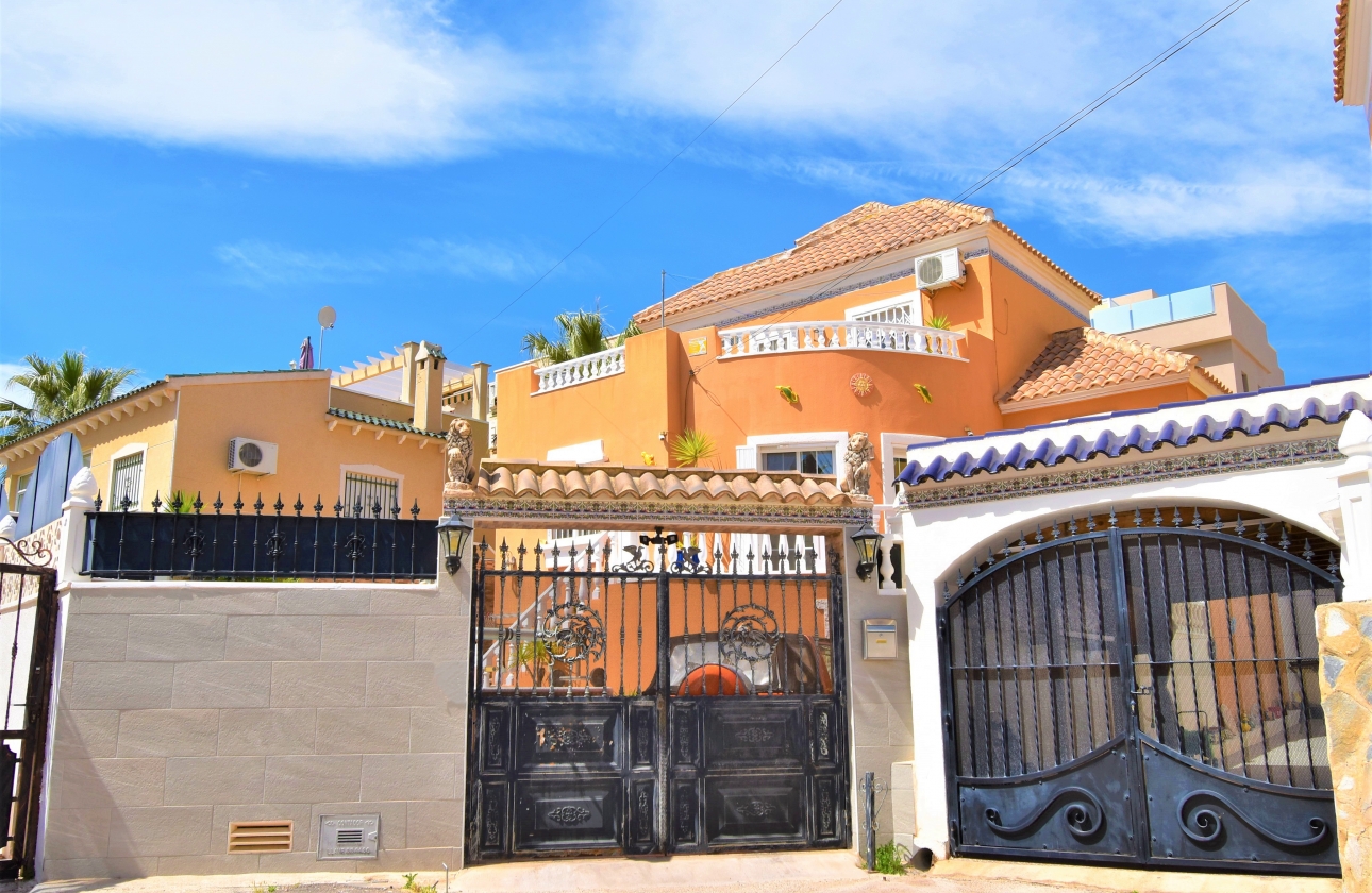 Rynek wtórny - Villa - Orihuela Costa - El Galan