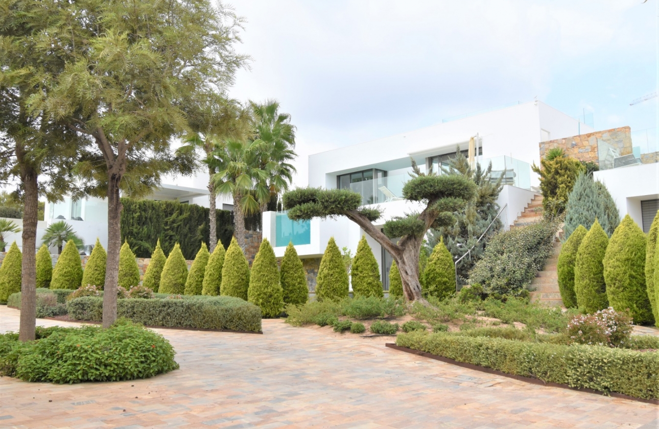 Rynek wtórny - Villa - Las Colinas Golf and Country Club - Las Colinas Golf Resort