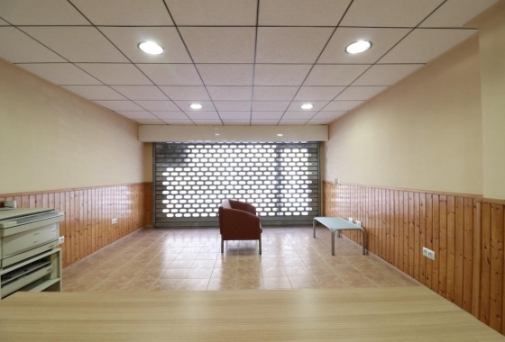 Reventa - Commercial Unit - Torrevieja - Playa del Cura