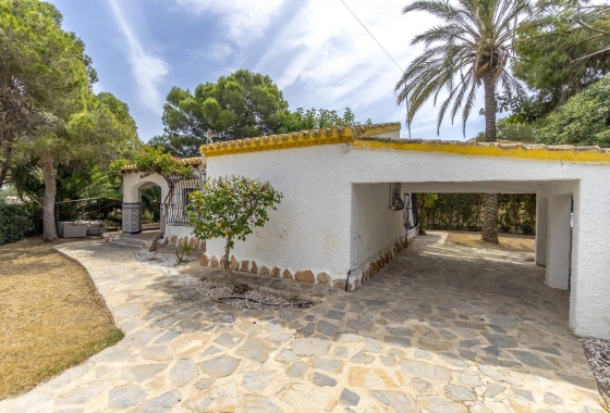 Resale - Villa - Orihuela Costa - Punta Prima