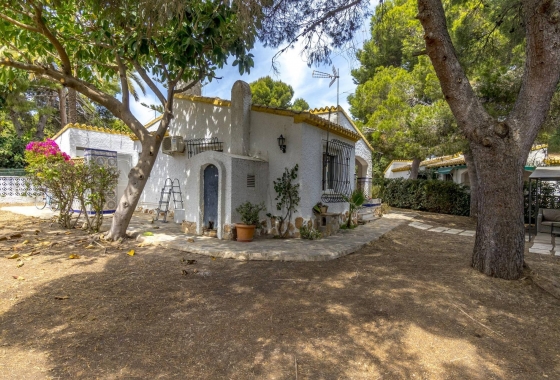 Resale - Villa - Orihuela Costa - Punta Prima