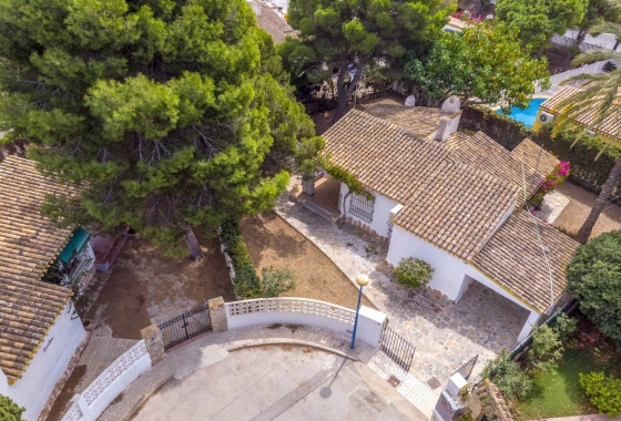 Resale - Villa - Orihuela Costa - Punta Prima