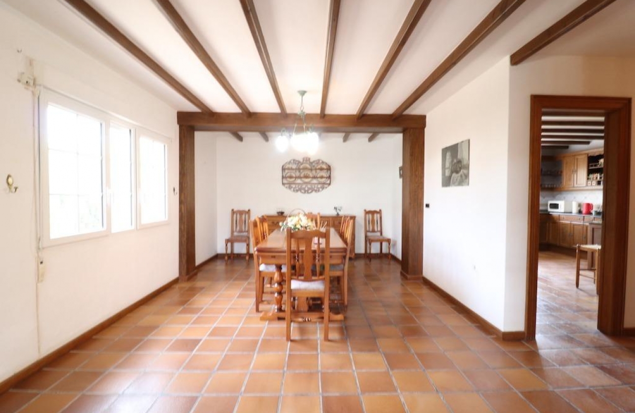 Resale - Villa - Pilar de la Horadada - Riomar