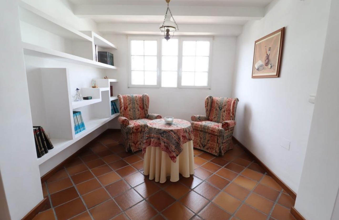 Resale - Villa - Pilar de la Horadada - Riomar