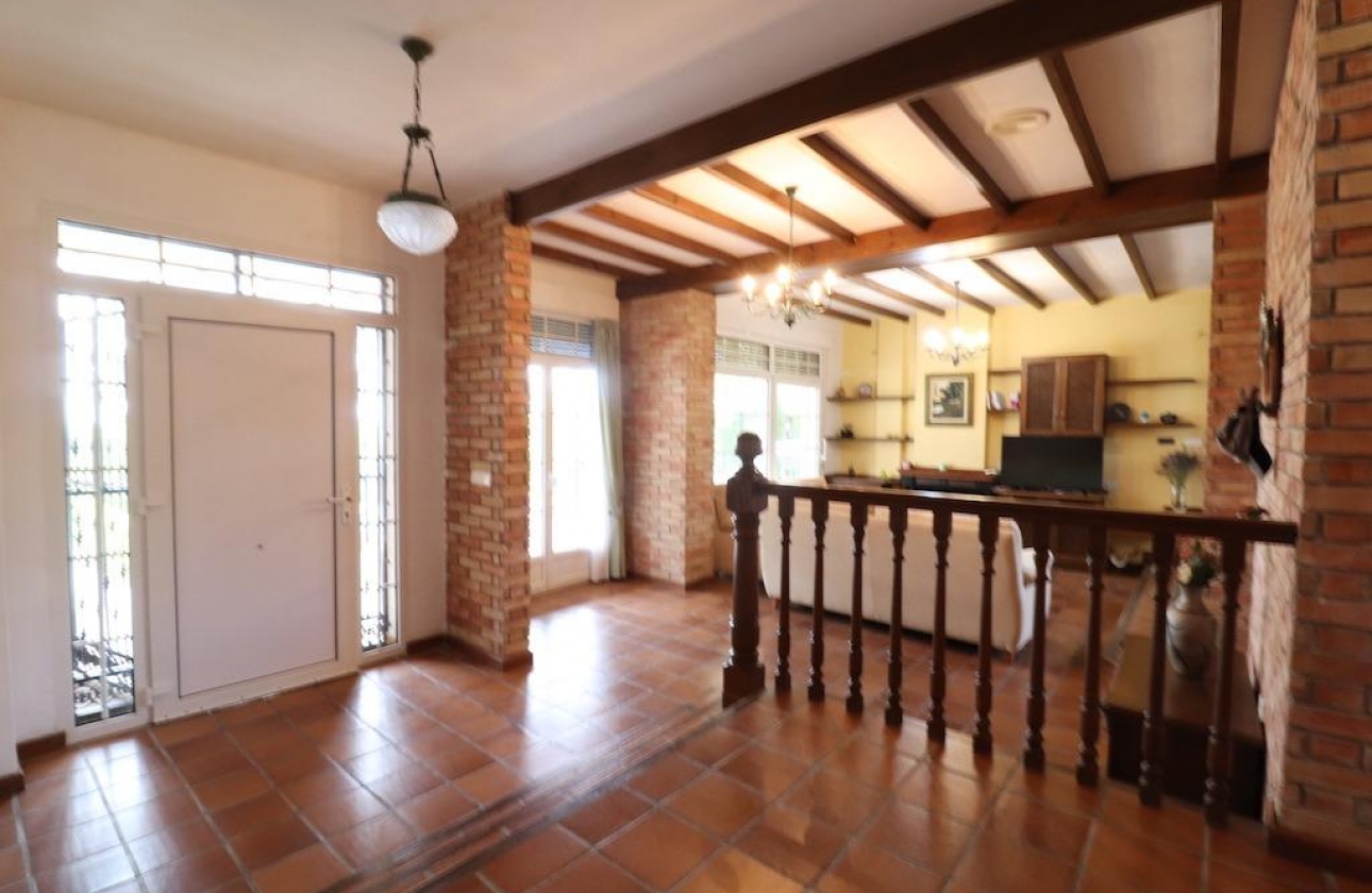 Resale - Villa - Pilar de la Horadada - Riomar