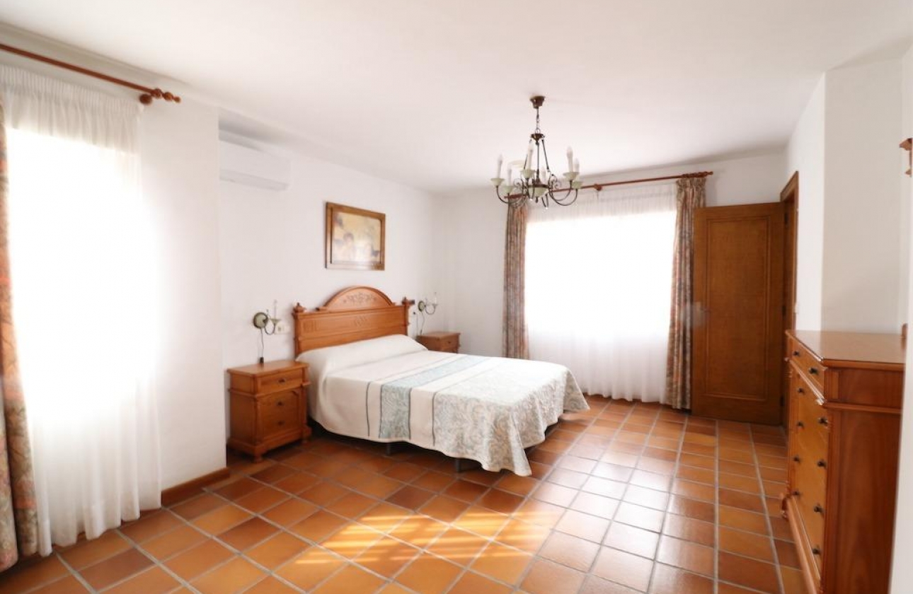 Resale - Villa - Pilar de la Horadada - Riomar