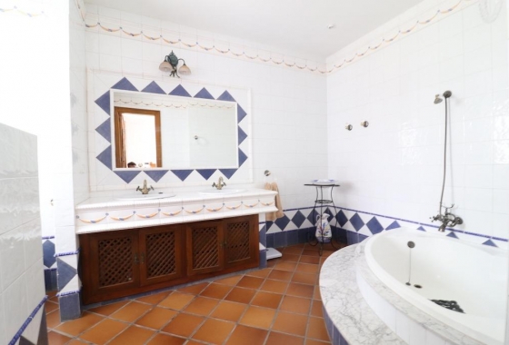 Resale - Villa - Pilar de la Horadada - Riomar