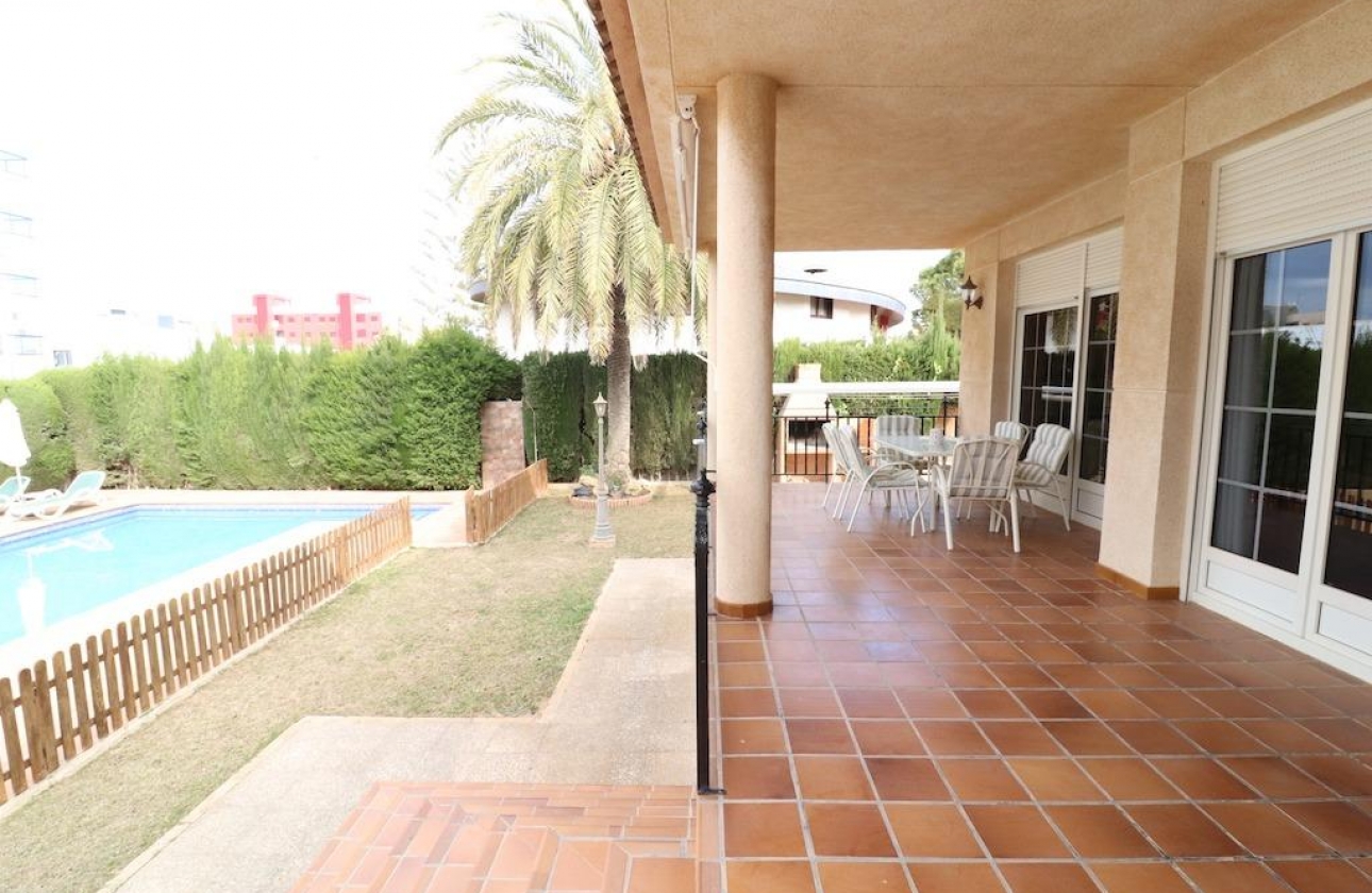 Resale - Villa - Pilar de la Horadada - Riomar