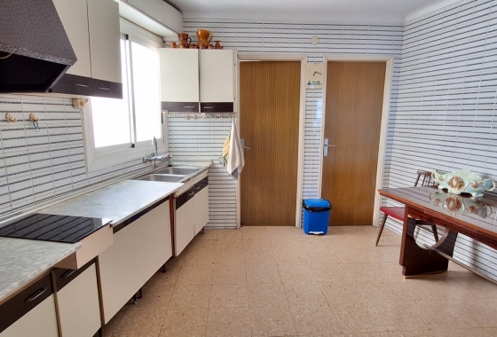 Resale - Apartment - Santa Pola - Puerto