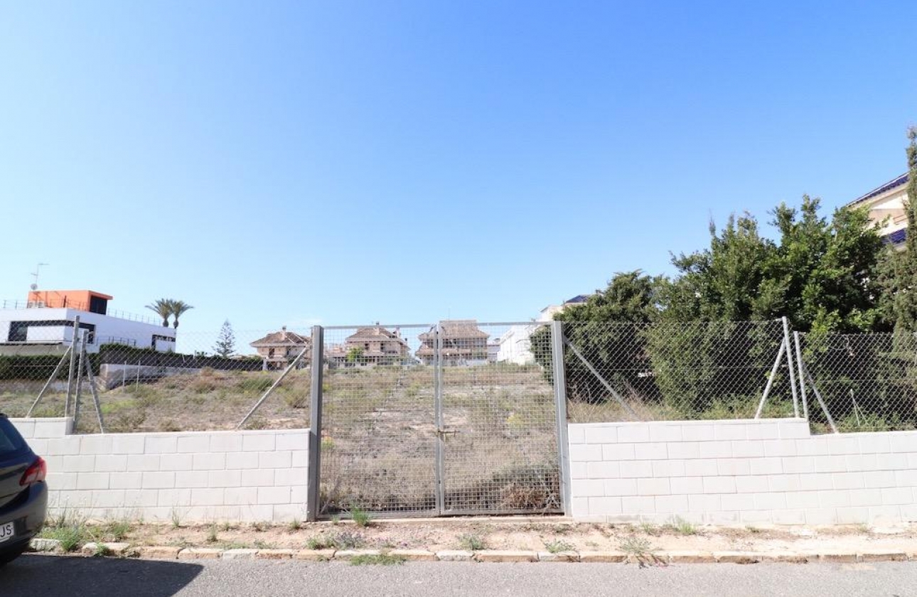 Resale - Plot / Land - Torrevieja - La Veleta