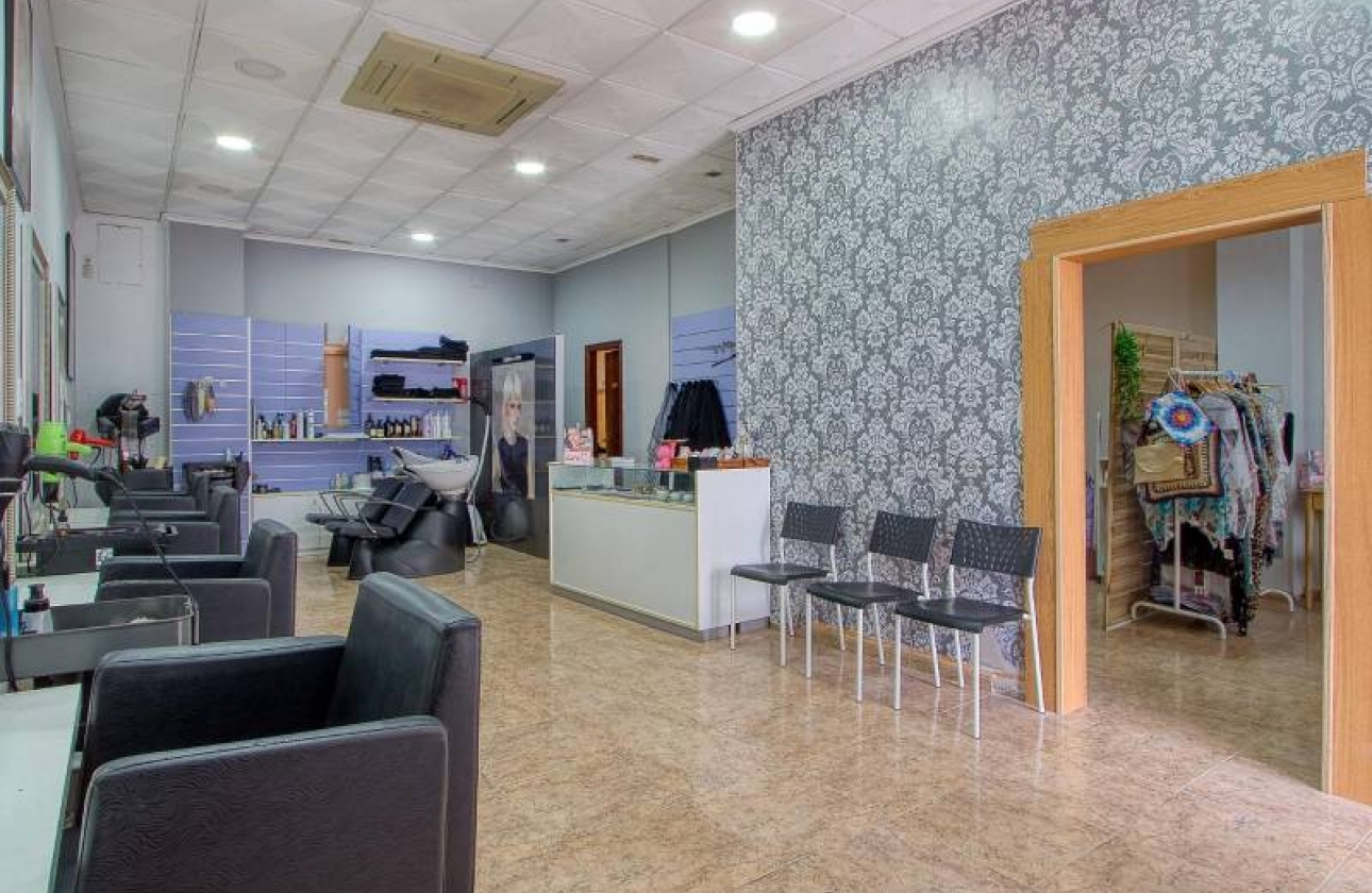 Reventa - Commercial Unit - Torrevieja - La Mata