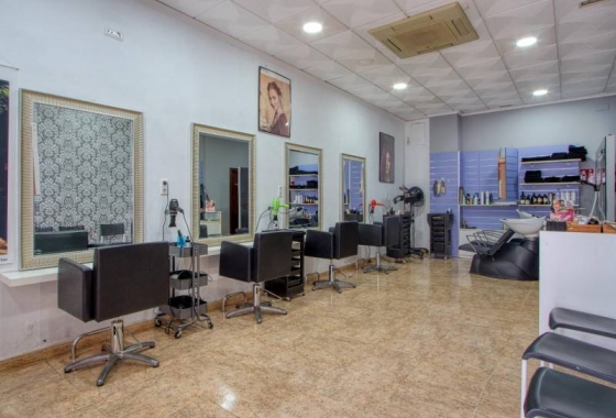 Reventa - Commercial Unit - Torrevieja - La Mata