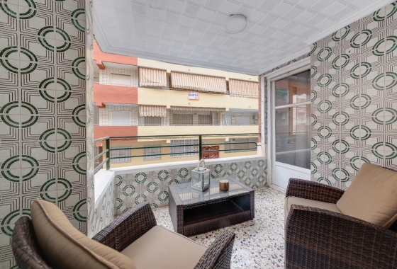 Rynek wtórny - Apartament - Torrevieja - Playa de los Locos