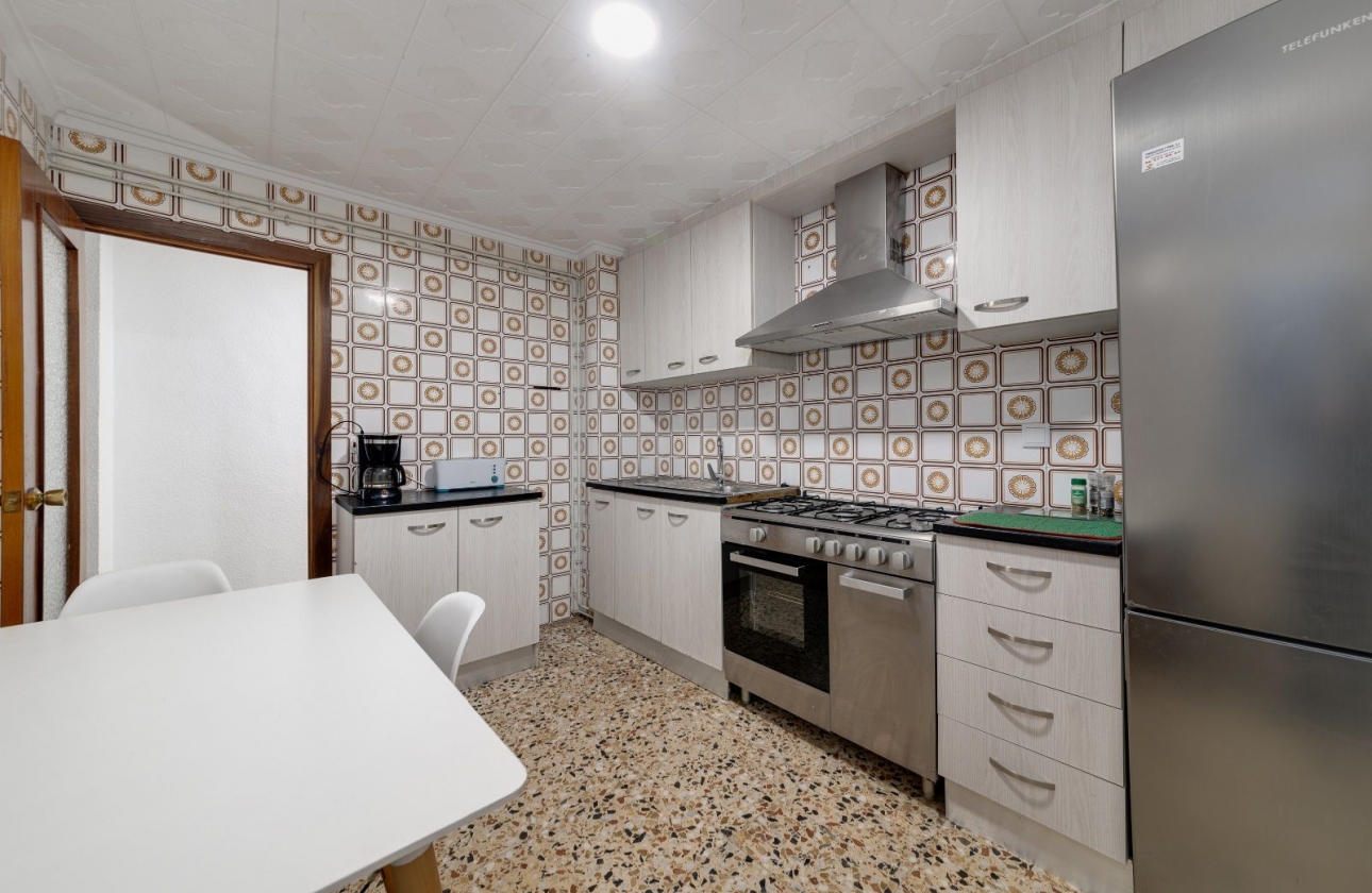 Rynek wtórny - Apartament - Torrevieja - Playa de los Locos