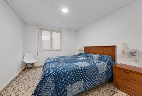 Rynek wtórny - Apartament - Torrevieja - Playa de los Locos