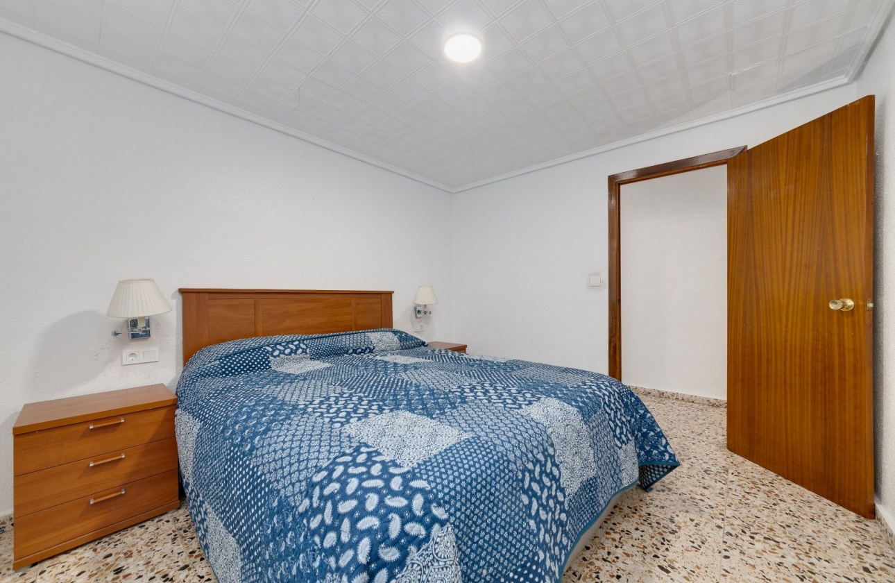 Rynek wtórny - Apartament - Torrevieja - Playa de los Locos