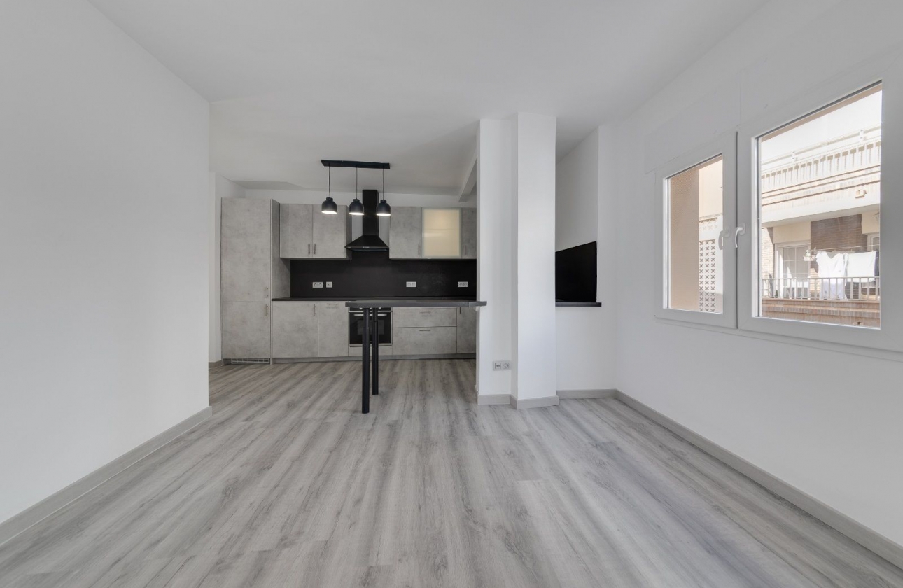 Resale - Apartment - Torrevieja