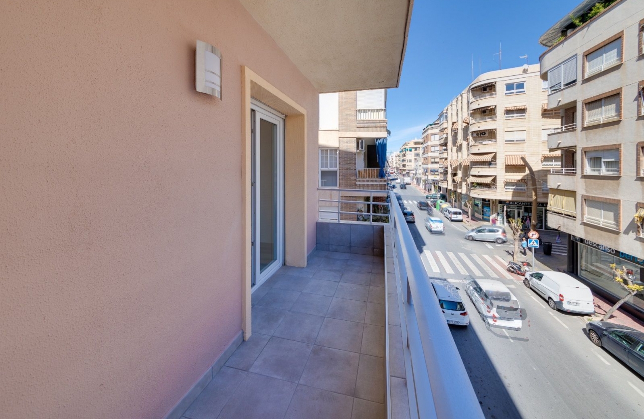 Resale - Apartment - Torrevieja