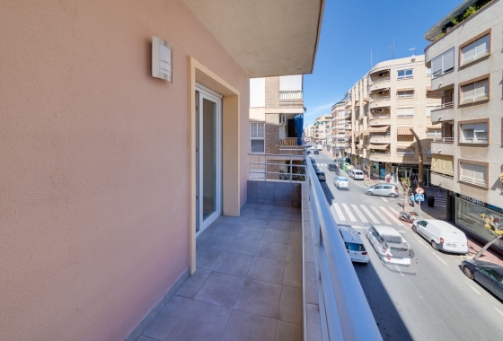 Resale - Apartment - Torrevieja