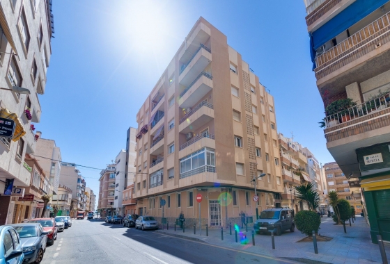 Resale - Apartment - Torrevieja