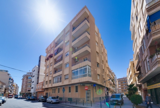 Resale - Apartment - Torrevieja