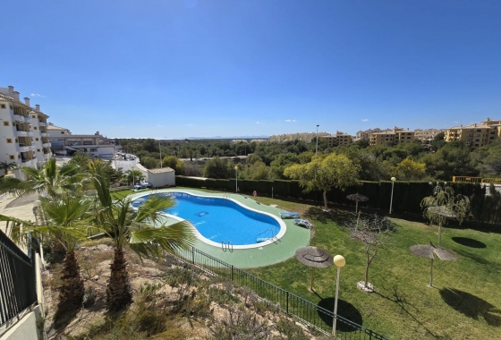 Resale - Apartment - Orihuela Costa - Campoamor