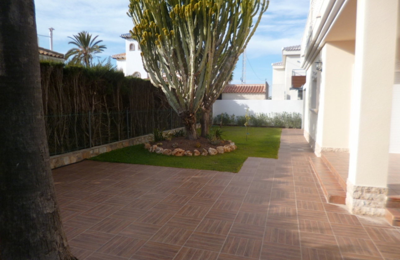 Resale - Villa - Orihuela Costa - Cabo Roig