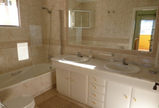 Resale - Villa - Orihuela Costa - La Zenia