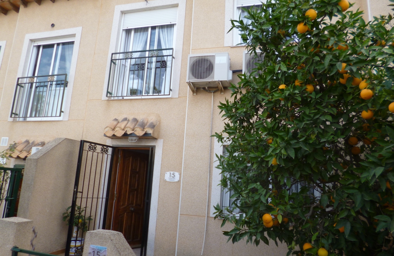 Resale - Townhouse - Orihuela Costa - Villamartín