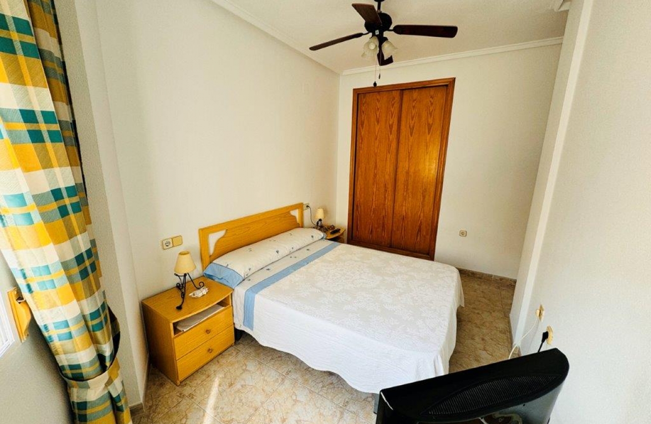 Rynek wtórny - Apartament - Torrevieja - La Mata