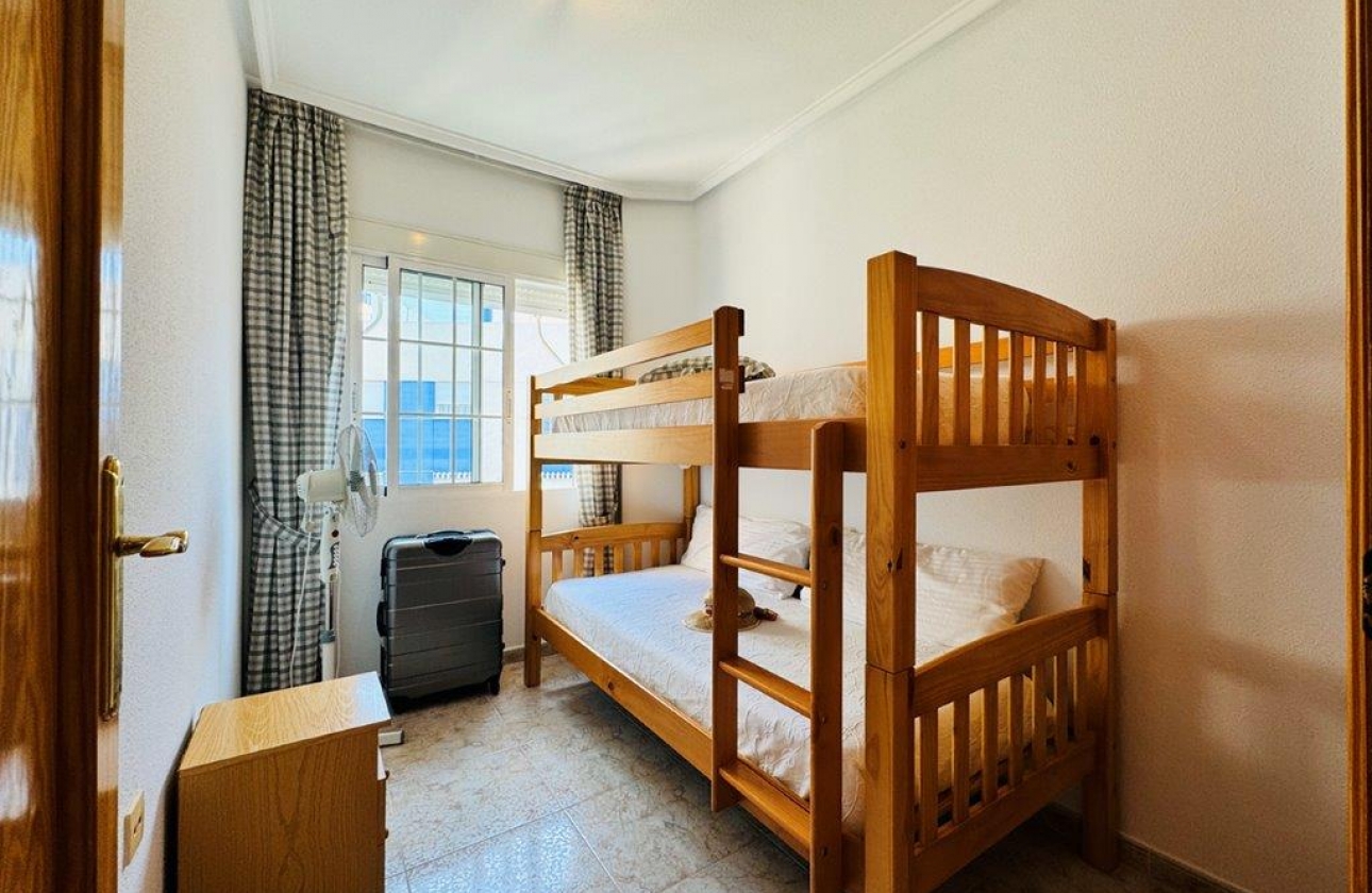 Rynek wtórny - Apartament - Torrevieja - La Mata