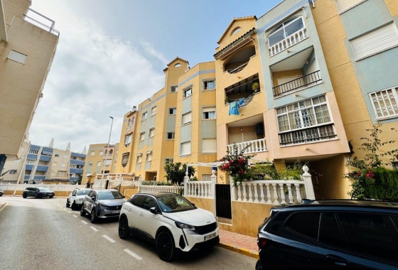 Resale - Apartment - Torrevieja - La Mata