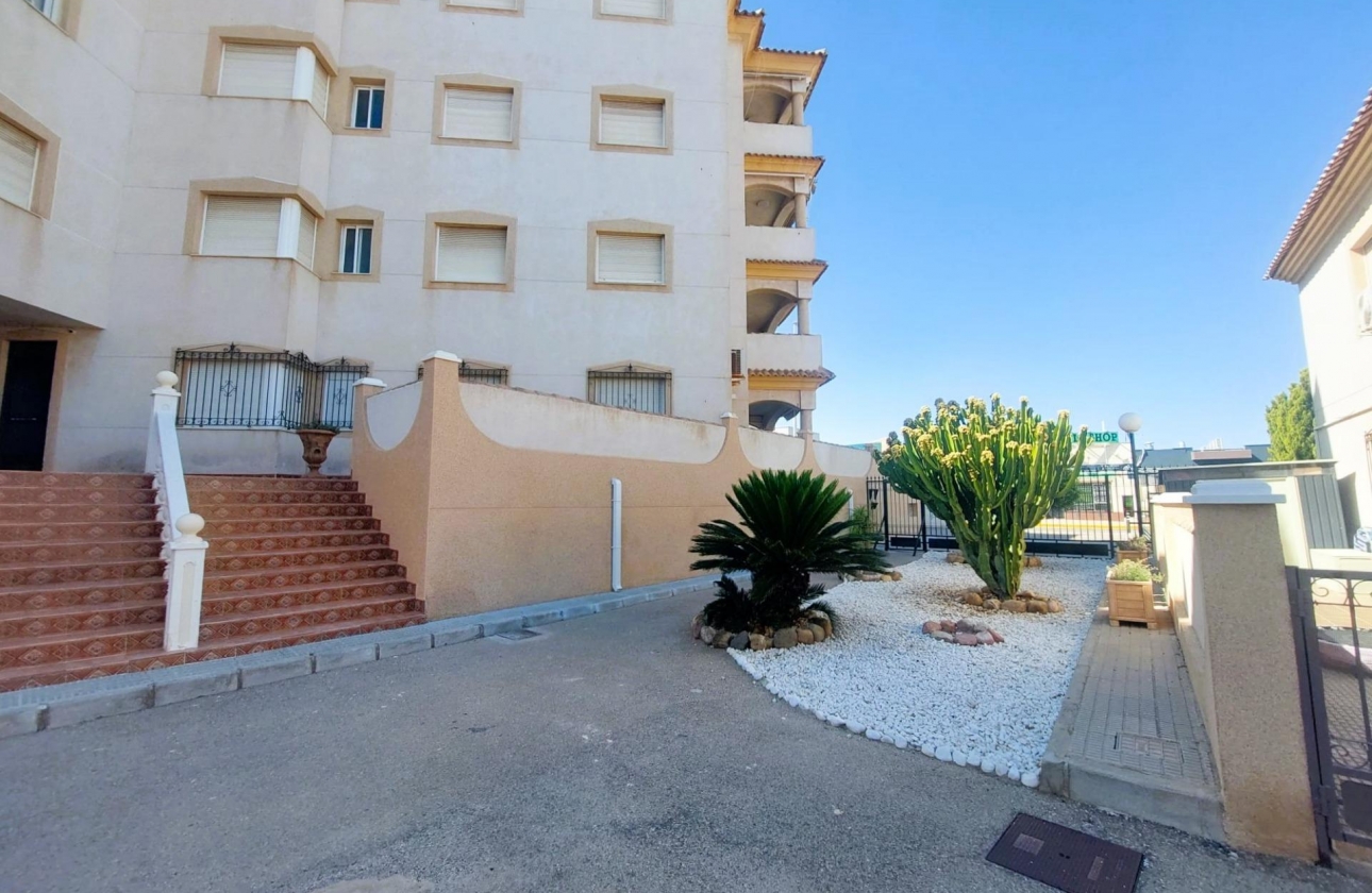 Reventa - Apartment - Orihuela Costa - La Zenia