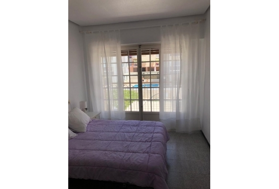 Resale - Townhouse - Santa Pola - Santiago Bernabéu