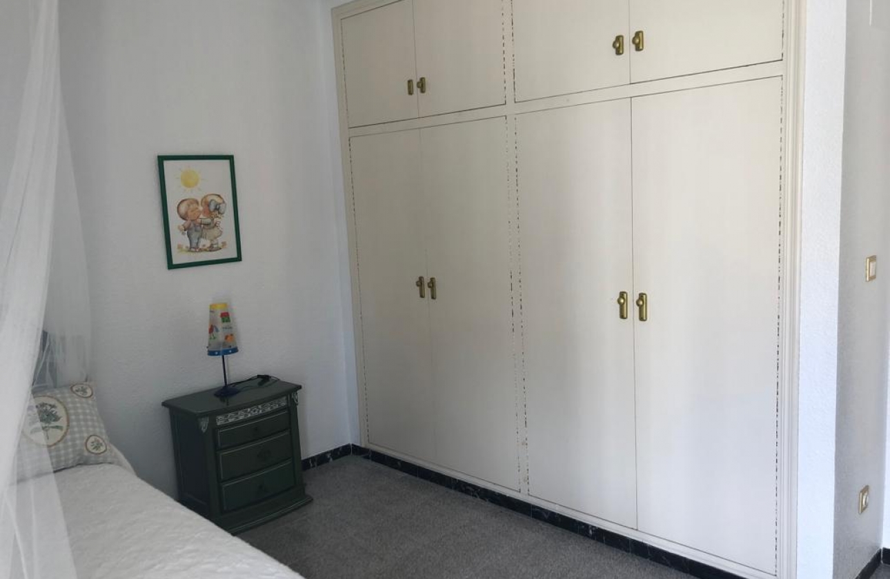 Resale - Townhouse - Santa Pola - Santiago Bernabéu